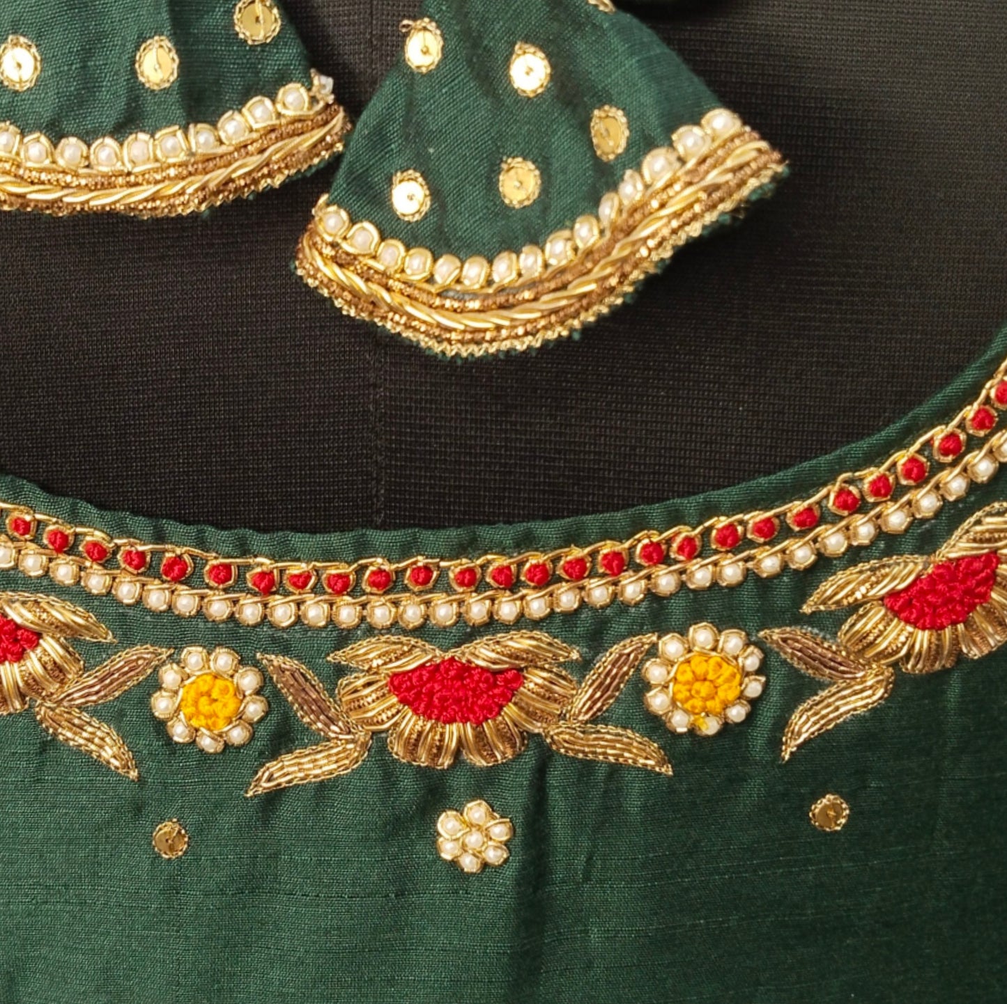 Floral Zardozi Handcrafted Designer Blouse (Bottle Green)