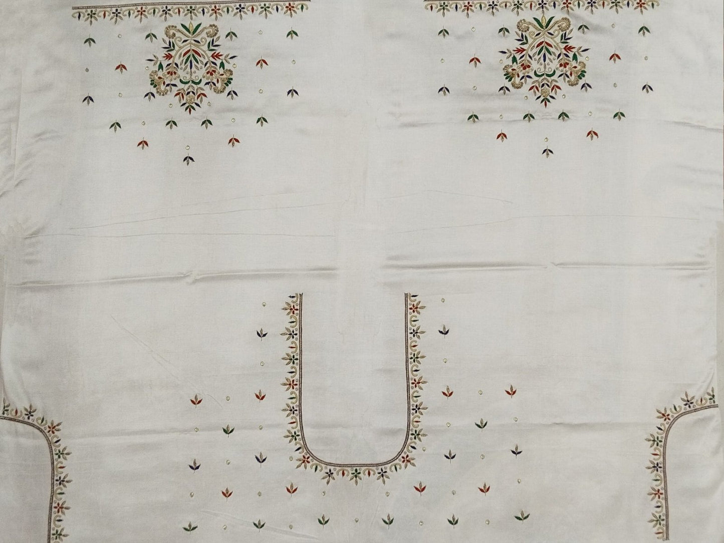 ZariGlow Gaji Silk Blouse (Off White)