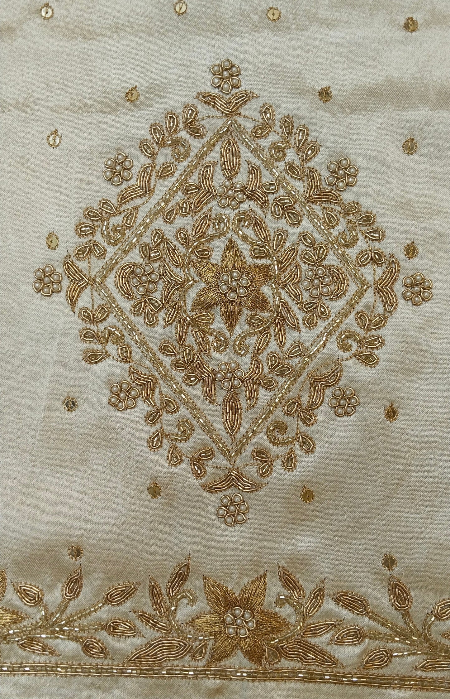 Star Flower Zardozi Work Blouse Pis (Off White)