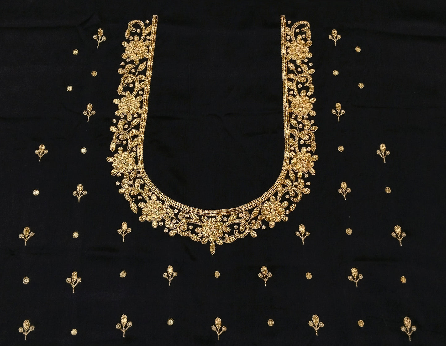 Handcrafted Zardozi Perfection blouse pis.