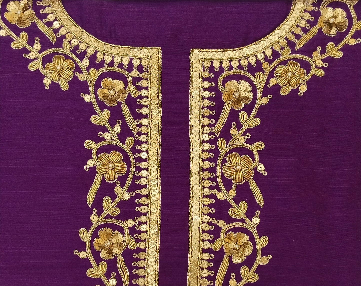 Baagh-e-Aabha Designer Kurta Set (Purple)