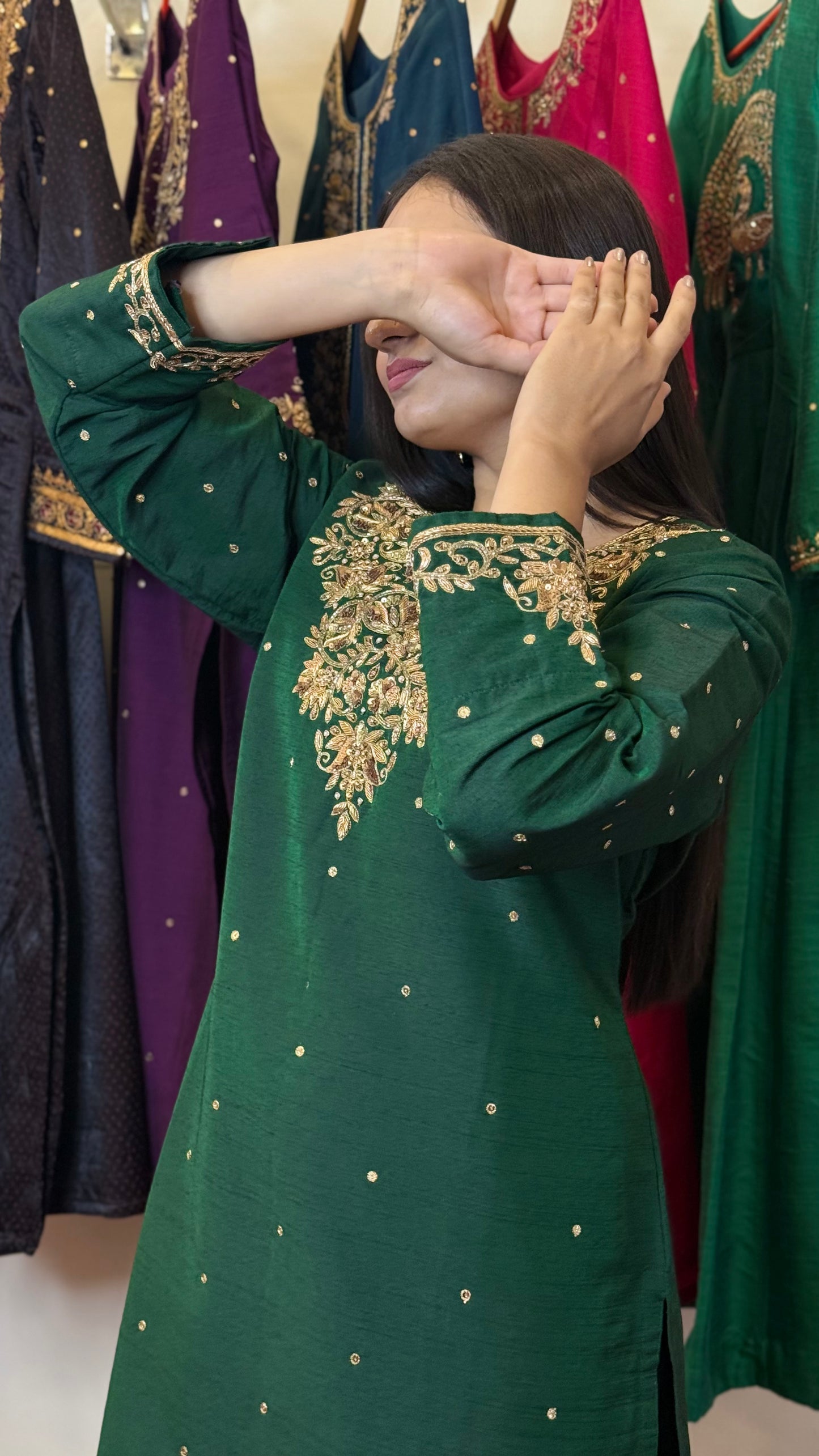 Zarqa Elegance Kurta Set