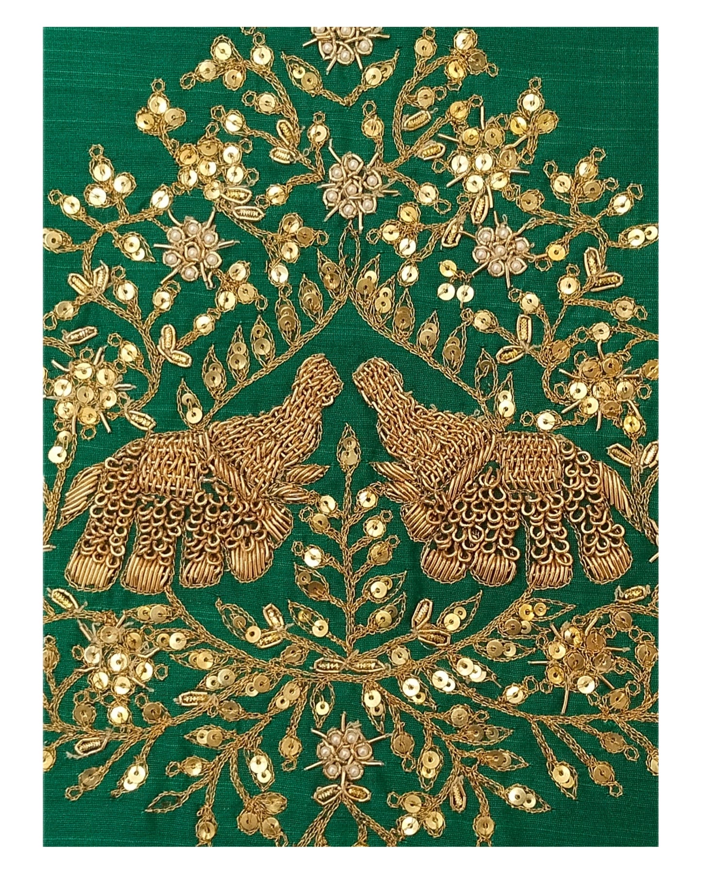 Jashn-e-Zardozi Kurta Set
