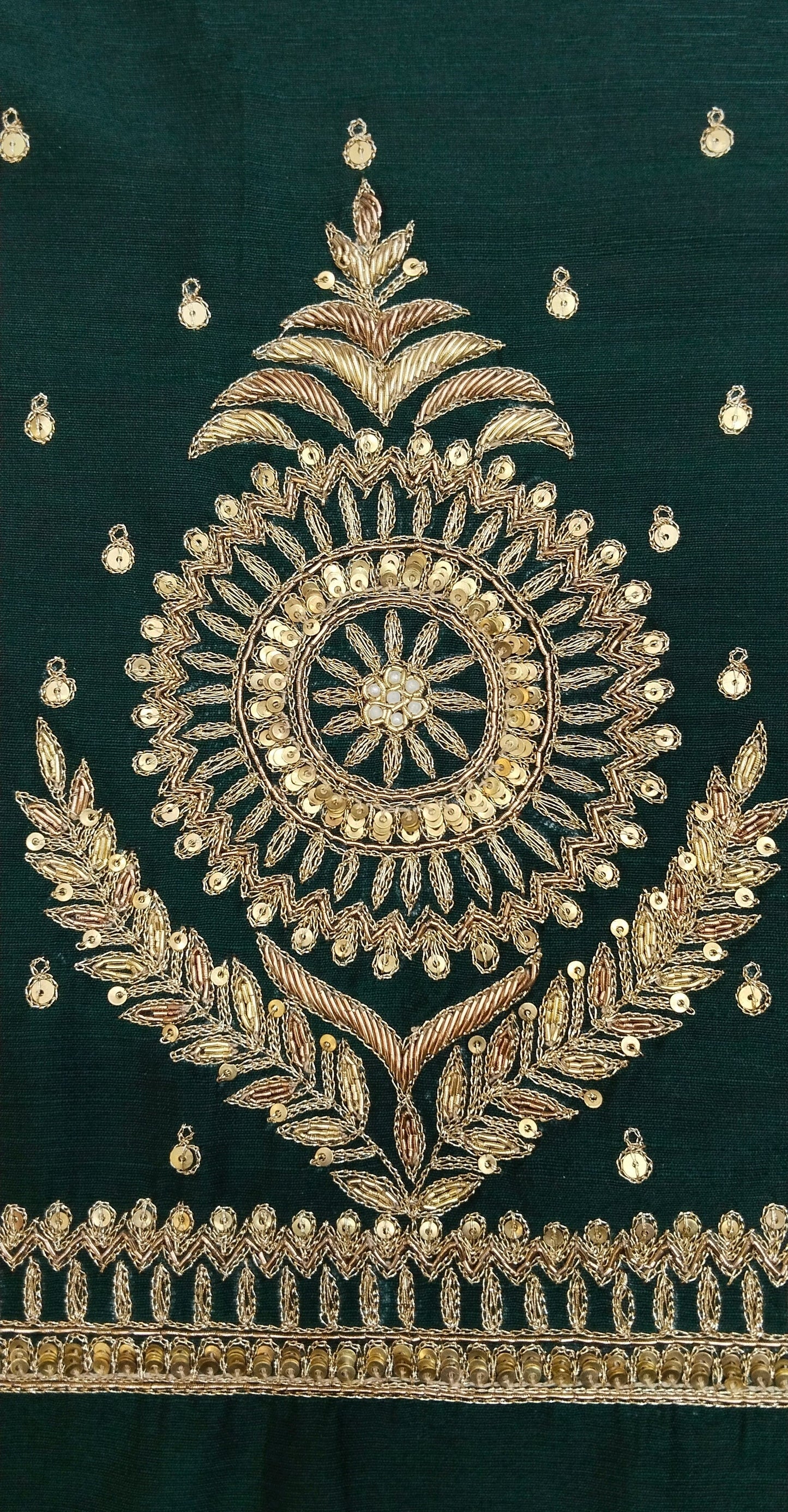 Classic Butta Zardozi Embroidery Piece