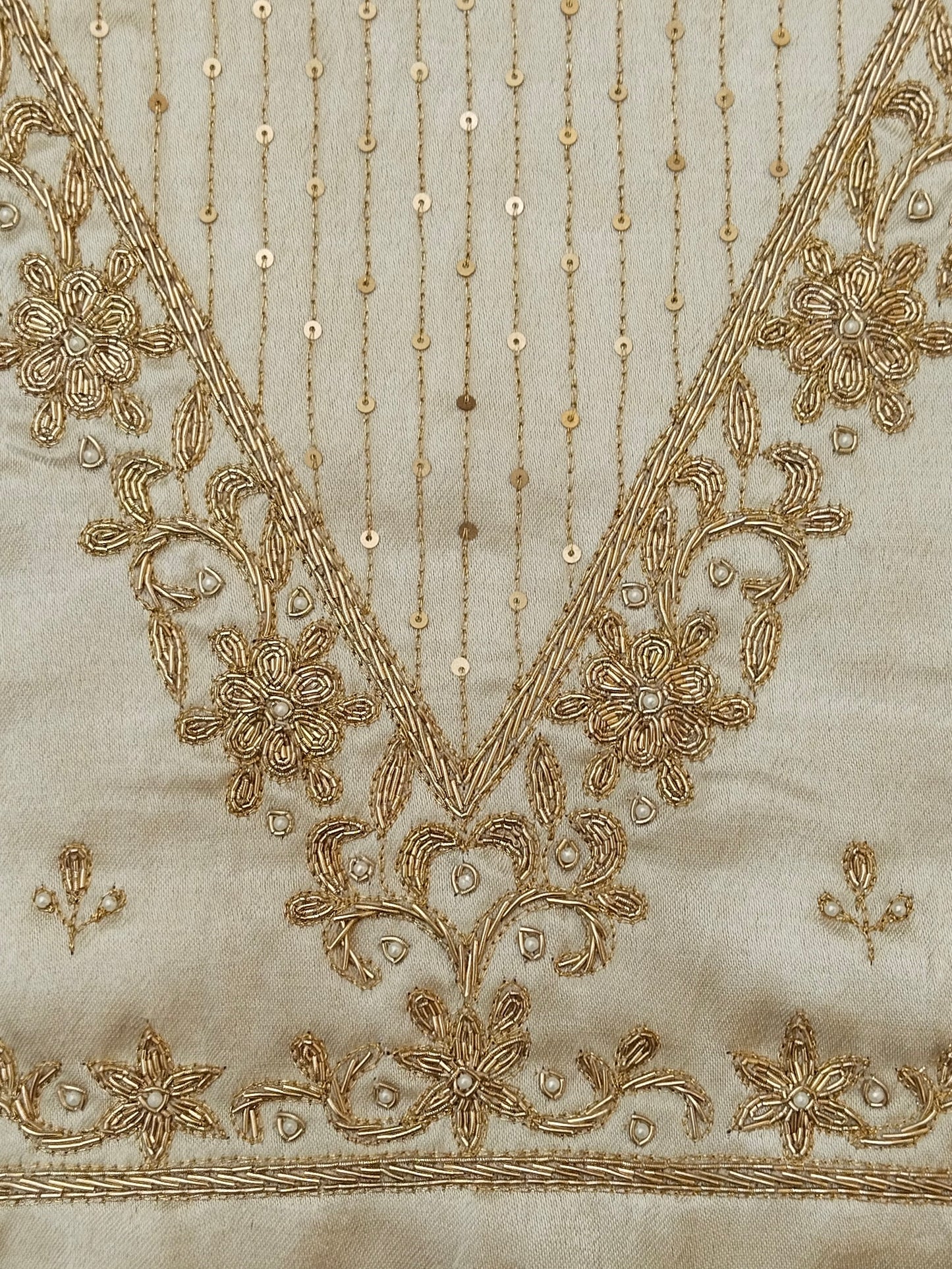 Handcrafted Zardozi Perfection blouse pis.