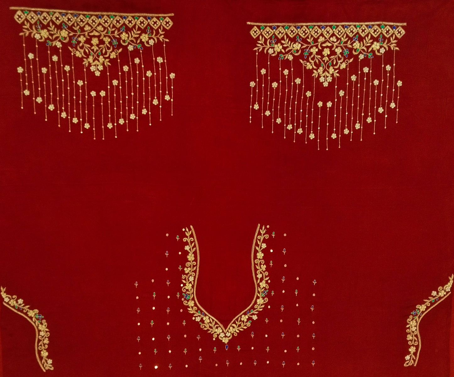 Zehra Taar Embellished Blouse Piece (Maroon)