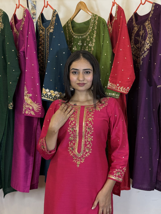 Nayra Zari Kurta Set